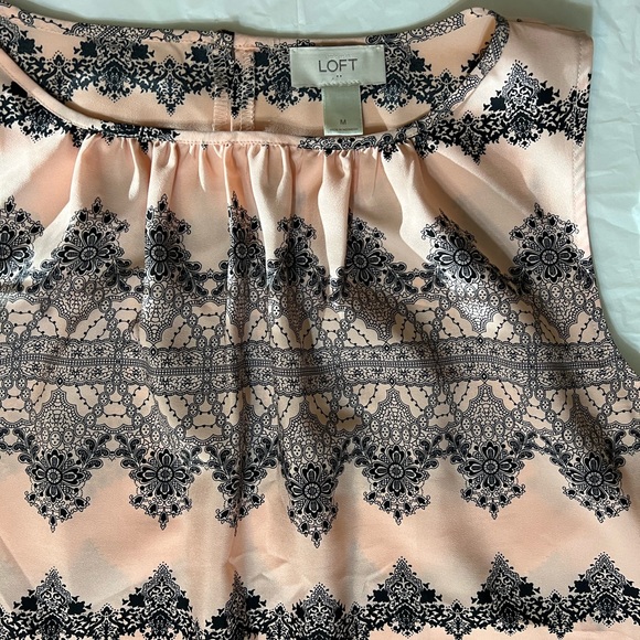 Ann Taylor Loft Womans Top Blouse Medium Multicolor Sleeveless - Picture 2 of 5